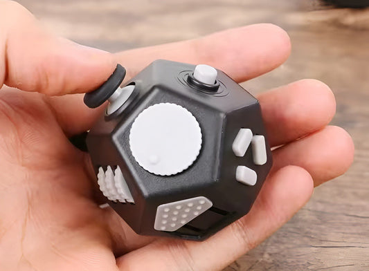 Fidget Toys bei ADHS: Warum manche wirken – und andere gar nicht - ADHS Store