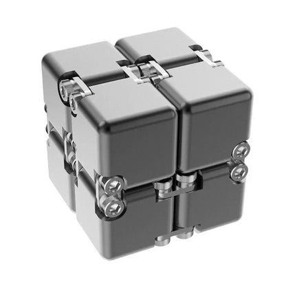 Infinity Cubes: Die Fidget-Würfel für Kinder und Erwachsene